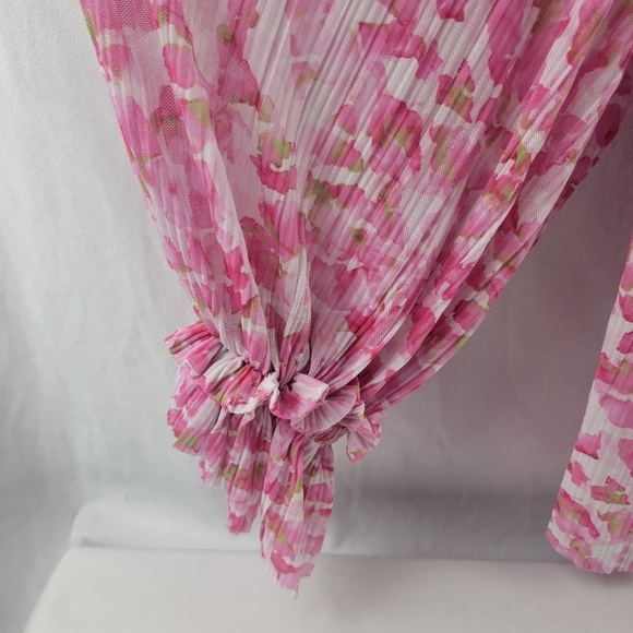 Vince Camuto sheer blousy loose fit floral vneck ruffle trim top Size 2XL - Picture 7 of 8